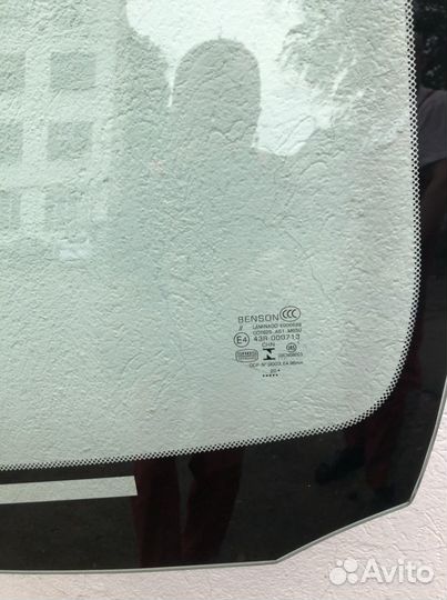 Toyota sequoia/ tundra 2007 - лобовое стекло