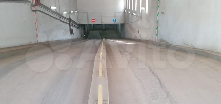 Машиноместо, 14 м²