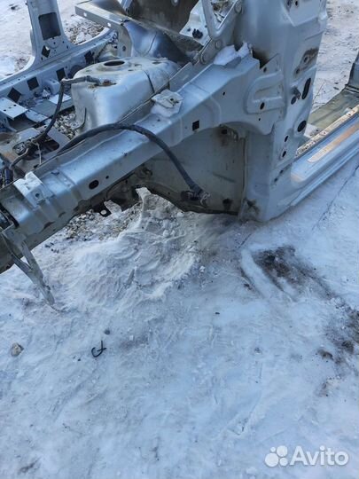 Четверть передняя левая форд фокус 2