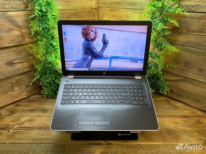 Отличный ноутбук HP 2видеокарты/12gb/SSD