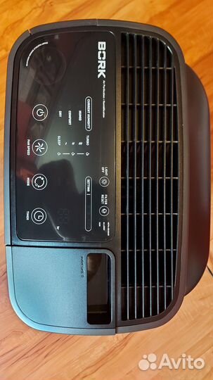 Воздухоочиститель - увлажнитель (Bork - A703)
