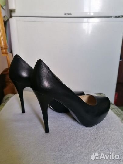 Туфли женские 39 размер