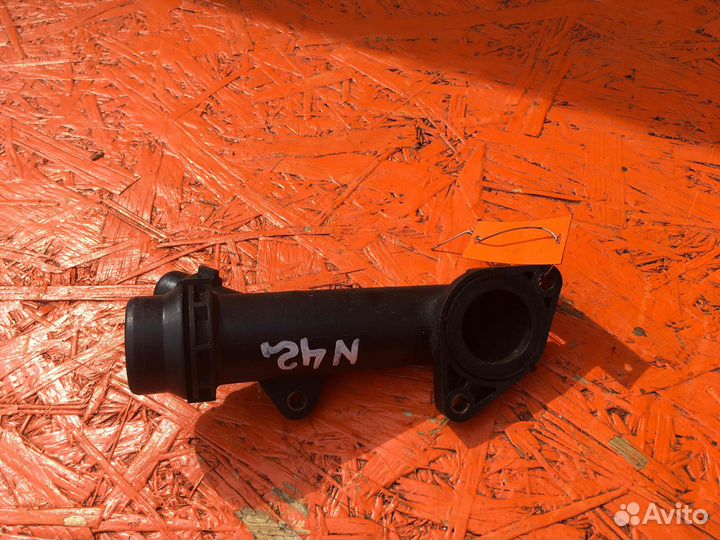 Фланец (тройник) системы охлаждения BMW 3 серия