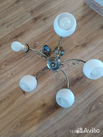 Люстра потолочная бу