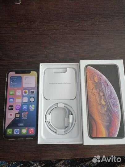 iPhone Xs, 256 ГБ