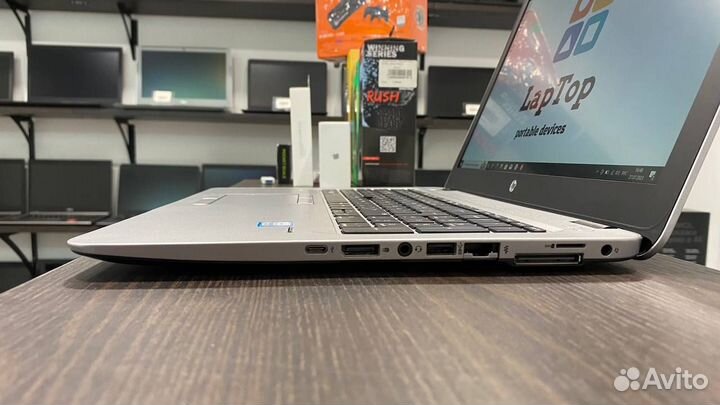 HP EliteBook 850 G3 - core i5 - 8Gb / 256Gb SSD