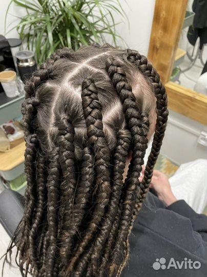 Услуги парикмахера модель/Афрокосички