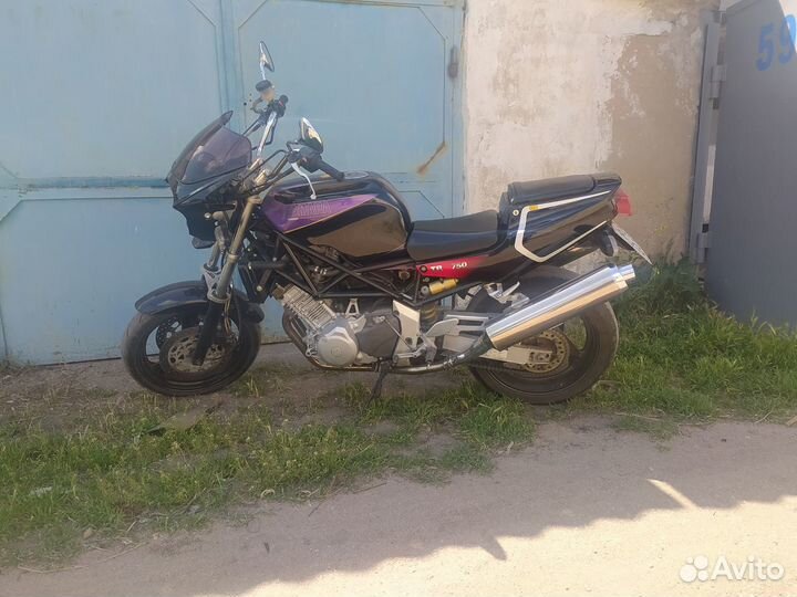Yamaha TRX850