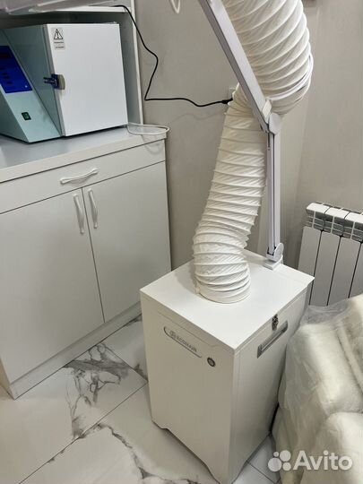 Вытяжка для маникюра и педикюра