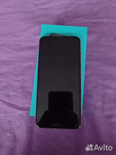 Телефон honor 8а