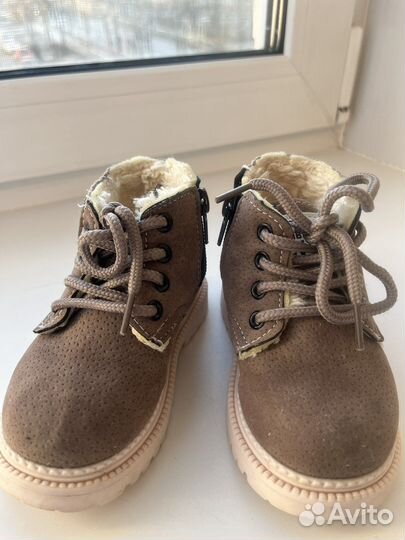 Ботинки детские 22 размер