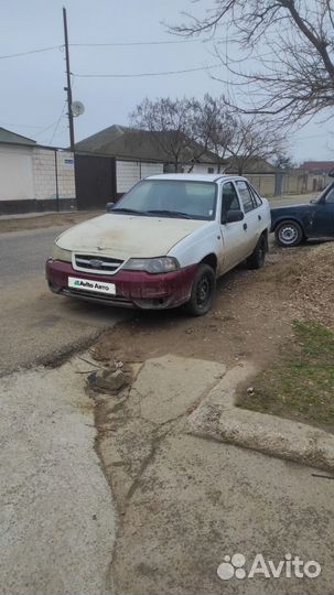 Daewoo Nexia 1.5 МТ, 2011, битый, 300 000 км