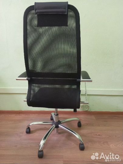 Компьютерные кресла metta в отличном состоянии