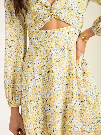 Платье в цветочек мини