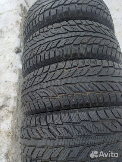Cooper Weather-Master WSC 265/65 R18