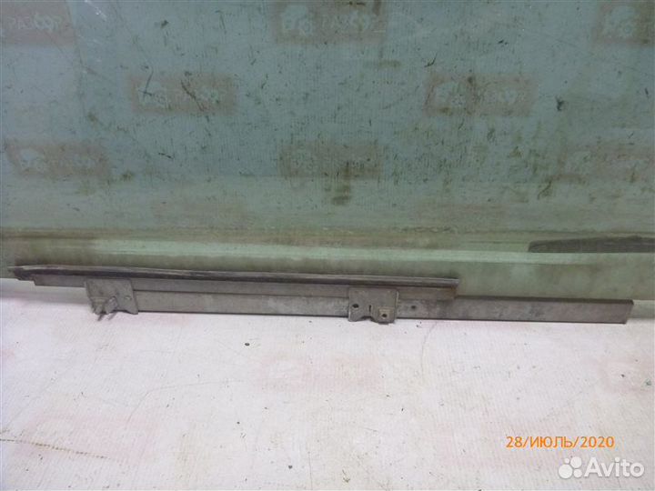 Стекло двери переднее левое Renault Laguna B56M