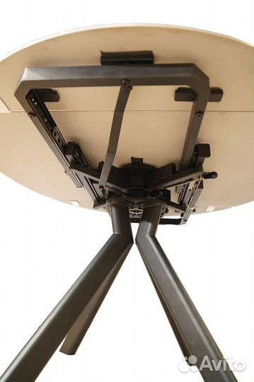 Стол круглый раздвижной из камня