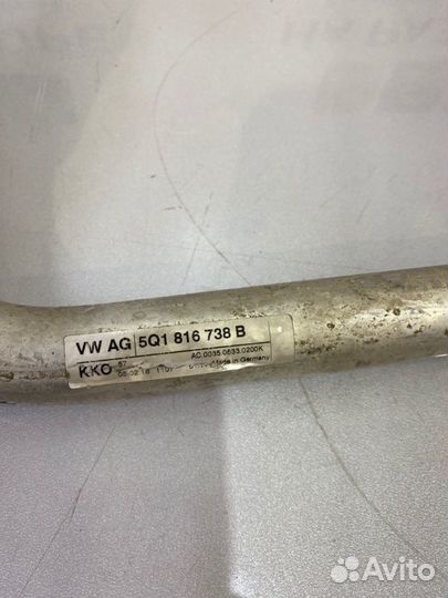 Трубка кондиционера (шланг) Skoda Octavia (A7) 5E