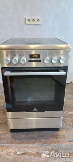 Плита электрическая индукционная