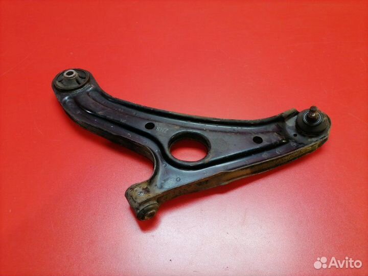 Рычаг подвески передний левый Hyundai Getz TB G4EA