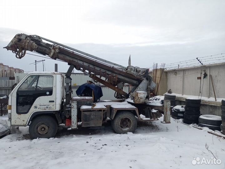 Бурильно-крановая машина Aichi D-502, 1992