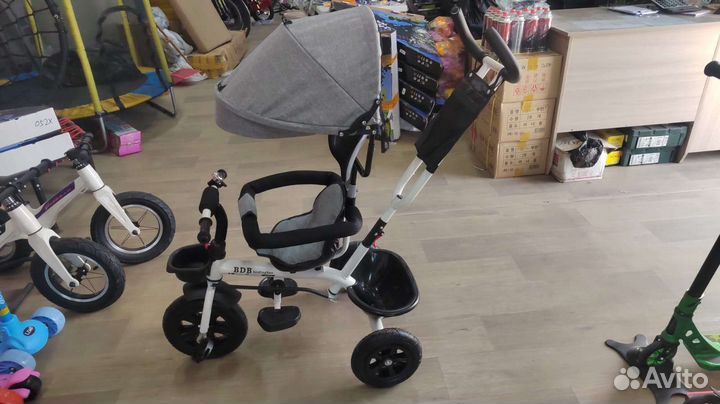 Велосипед коляска с ручкой