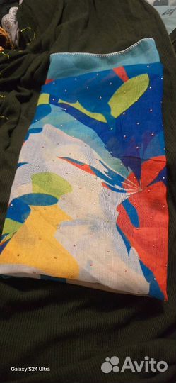 Женские шарфы и платки