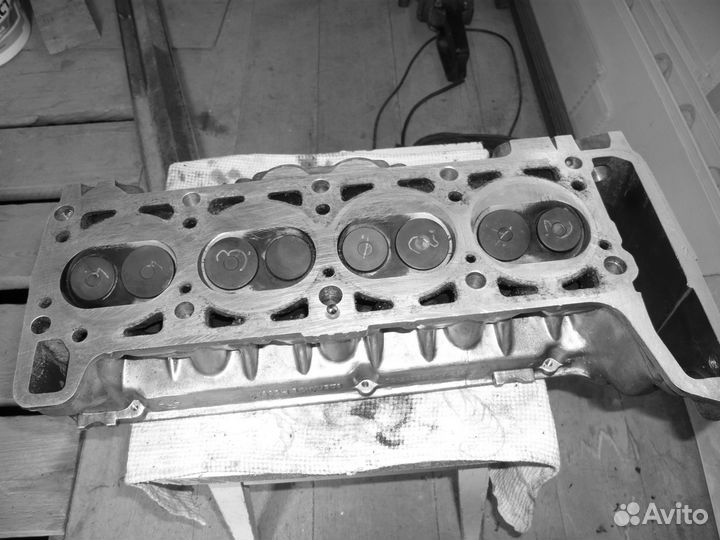 Продаю ГБЦ ваз 2123 нового образца