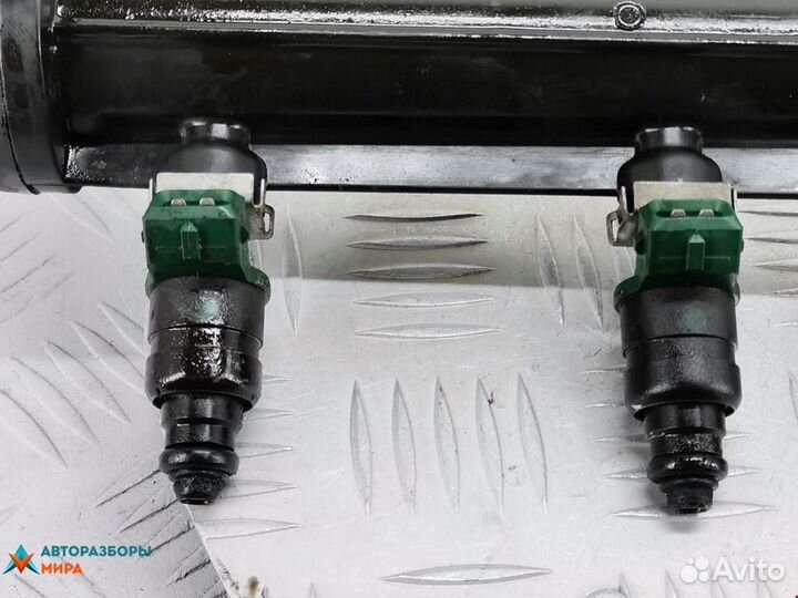 Форсунка Audi A3 8L 1998 037906031AA