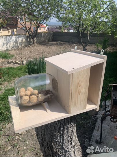 Кормушка для белок