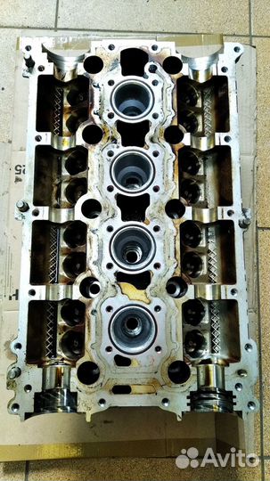 Головка блока цилиндров 2.0 (B4204S) Вольво S40 1