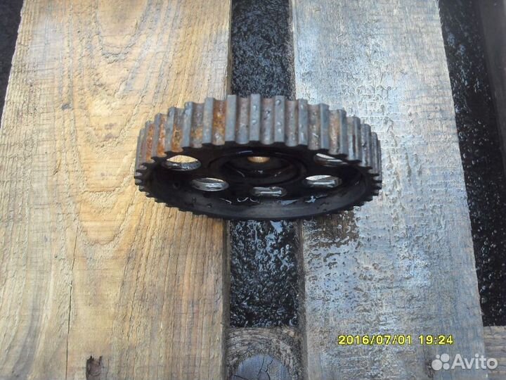 Шестерня (шкив) распредвала 90231882 Lanos