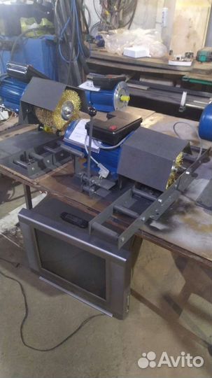 Зачистной станок для снятия ржавчины