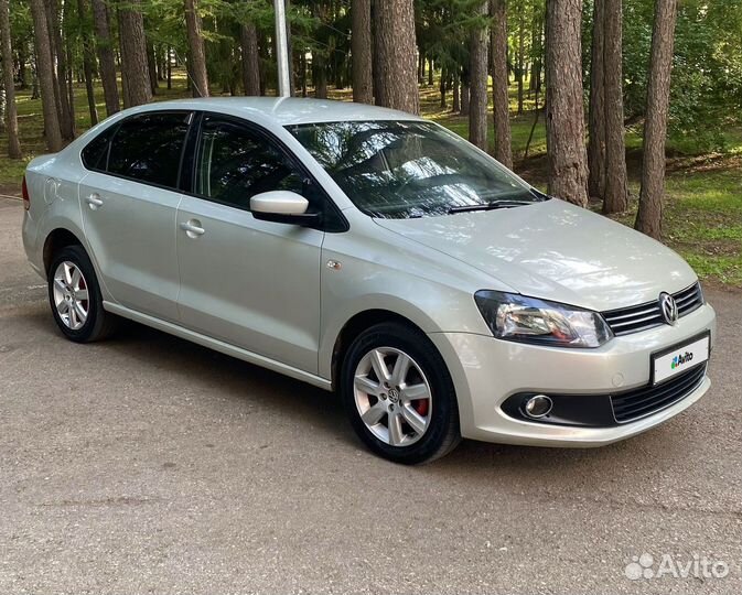 Volkswagen Polo 1.6 AT, 2011, 192 500 км