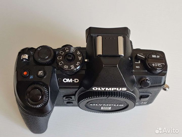 Olympus om-d e-m1 mark iii