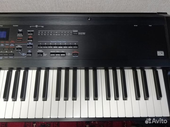 Ensoniq KT76 (молоточковая клавиатура Fatar)