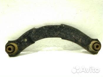 Рычаг задний поперечный верхний