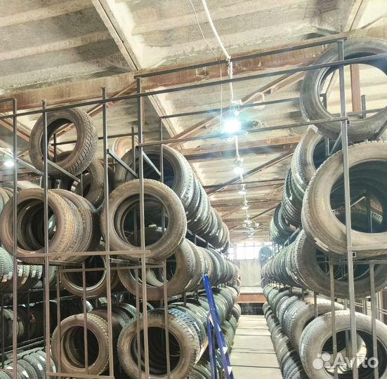 Gislaved Nord Frost 200 195/65 R15 89P