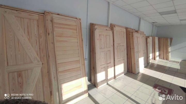 Дверь деревянная