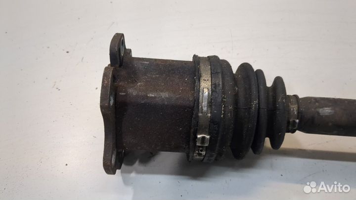 Полуось левая передняя Audi A6 (C6)