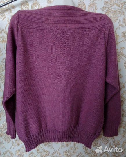 Женские кофты и джинсы