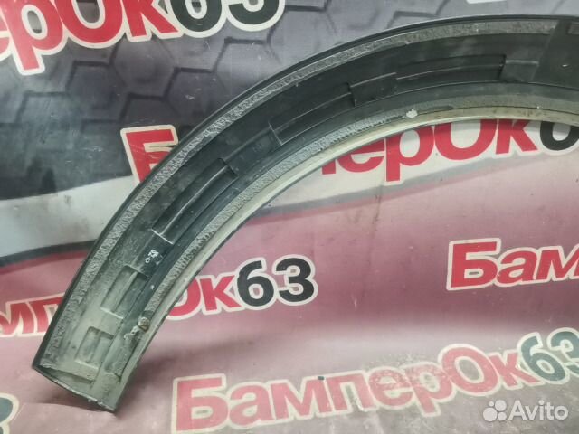 Накладка крыла передняя левая Audi A4