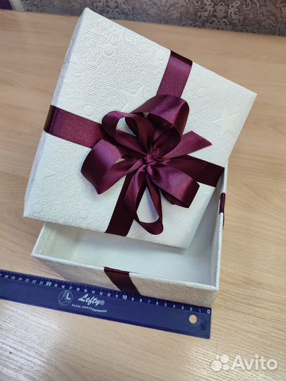 Коробка подарочная