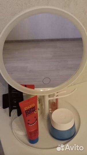 Зеркало настольное с подсветкой