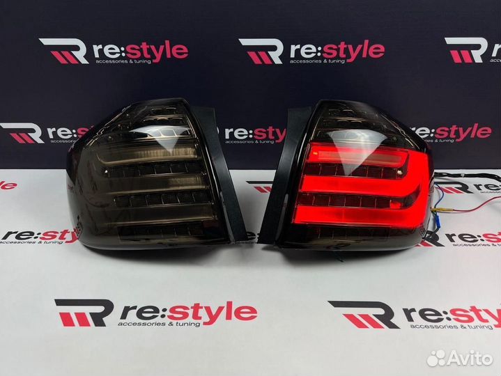 Фары задние Toyota Highlander (XU40) 09-13г