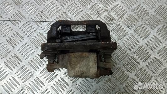 Суппорт тормозной задний правый toyota avensis ver