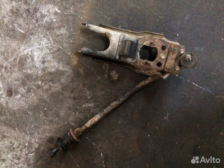 Рычаги подвески передний правый (Great Wall Deer)