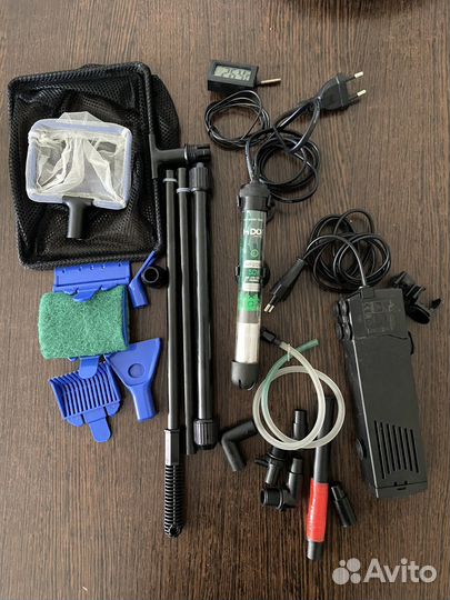 Фильтр для аквариума, корм для петушков