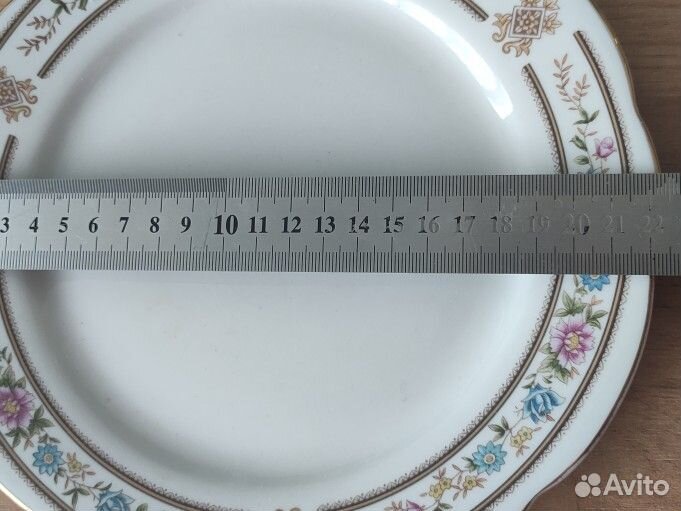 Набор тарелок