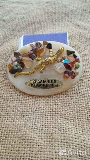 Магнит на камне селенит+ мералы